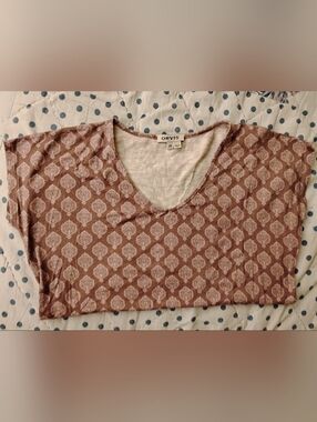 Pretty Purple Orvis Short Sleeve Batik Design T Shirt Size M